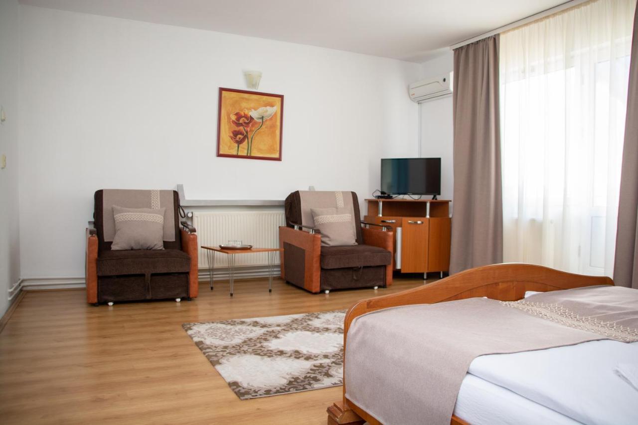 Motel Via Targu Mures Cristesti  Екстериор снимка