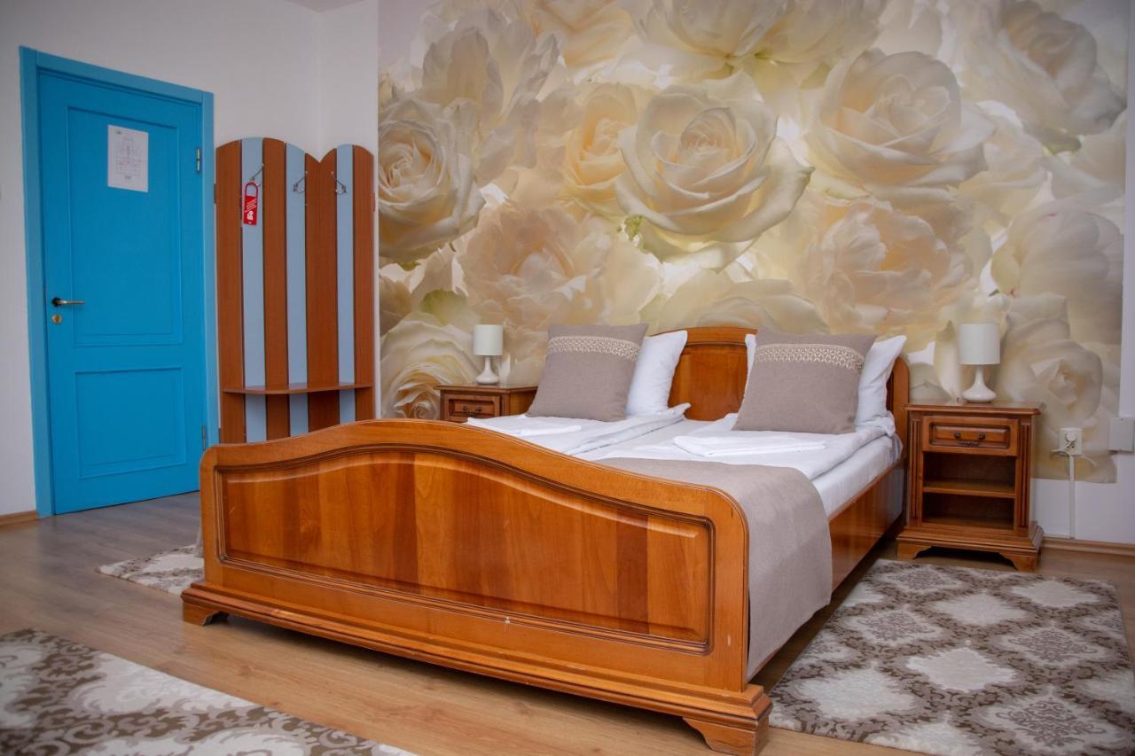 Motel Via Targu Mures Cristesti  Екстериор снимка