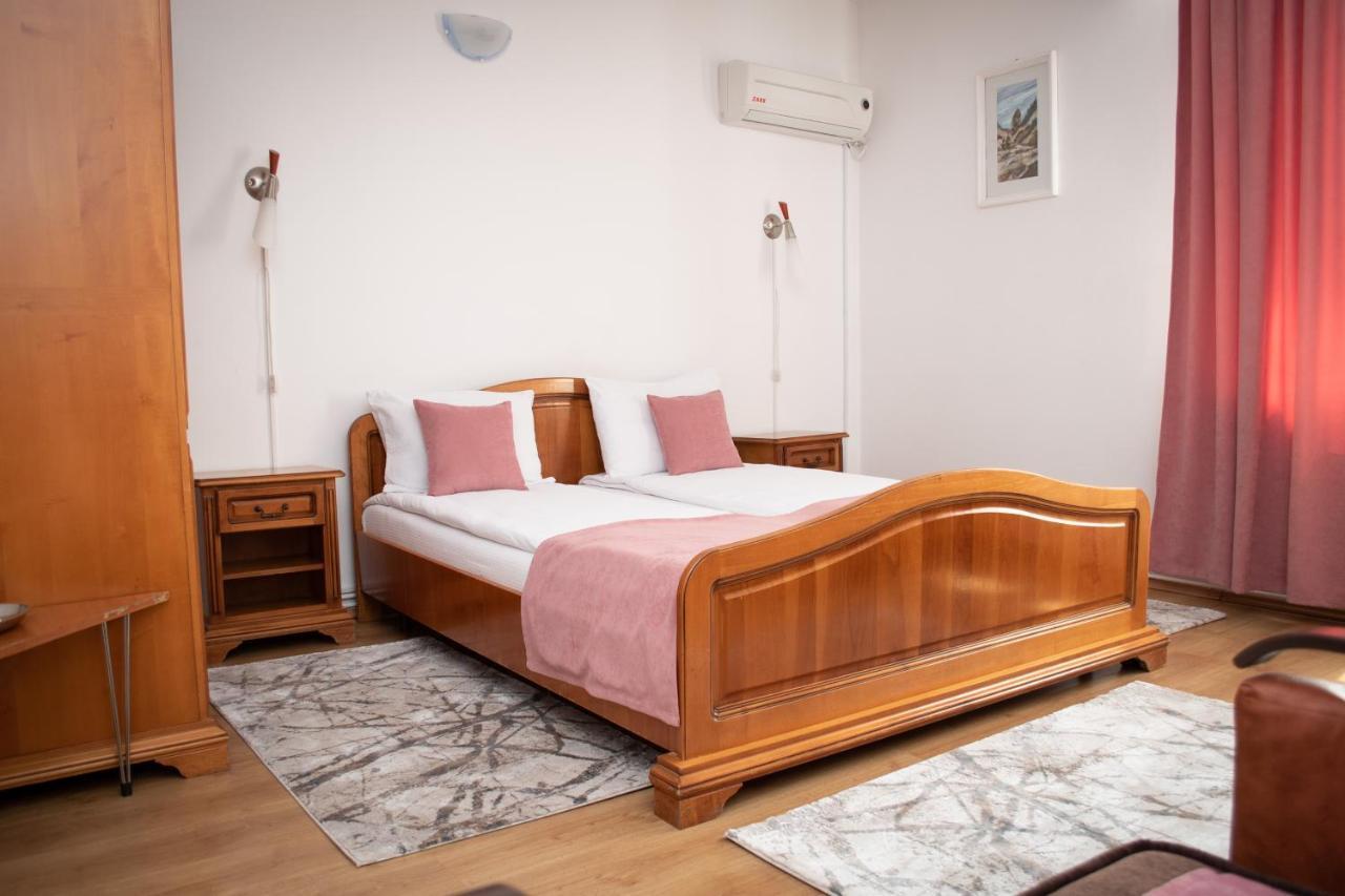 Motel Via Targu Mures Cristesti  Екстериор снимка