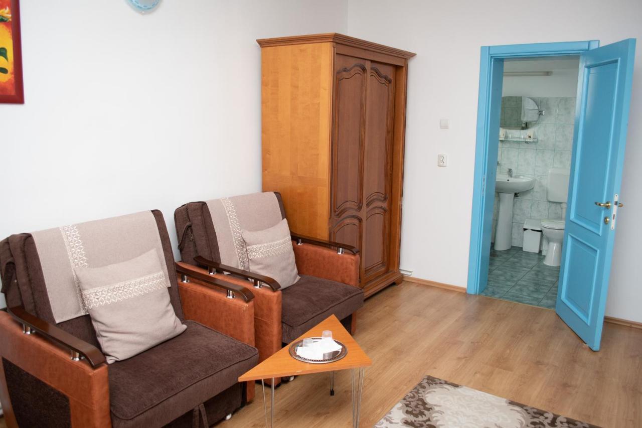 Motel Via Targu Mures Cristesti  Екстериор снимка