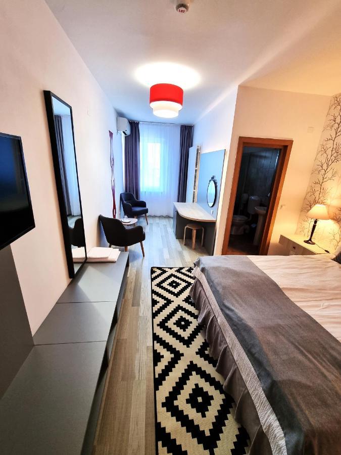 Motel Via Targu Mures Cristesti  Екстериор снимка